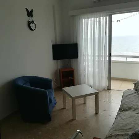 Palm Sea View Apartment *